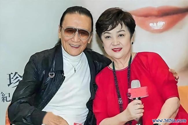 谢贤在家人陪伴下安详离世 一代影帝传奇落幕